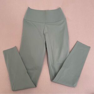 Akaso Women's Olive Green High-Rise Leggings size small athletic yoga